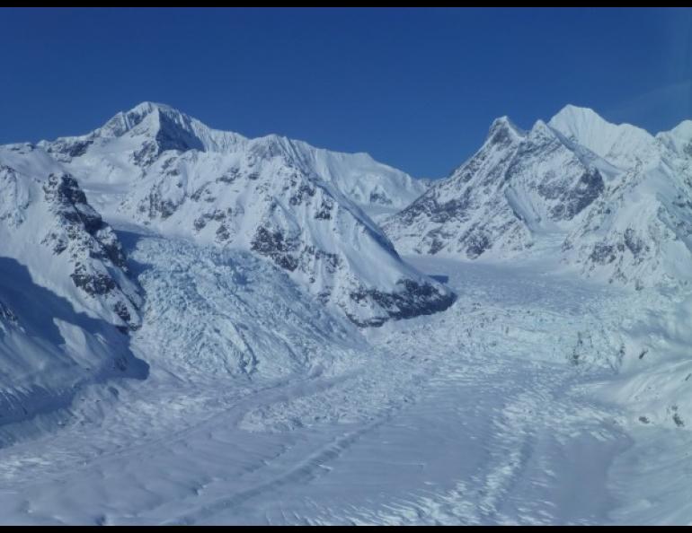 The Susitna Glacier. UAF photo by Regina Hock.