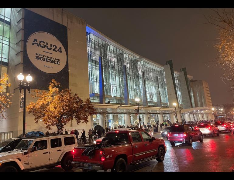 The Walter Washington Center in downtown Washington, D.C., hosted the 25,000 scientists who attended the Fall Meeting of the American Geophysical Union from Dec. 9-13, 2024. Photo by Ned Rozell.