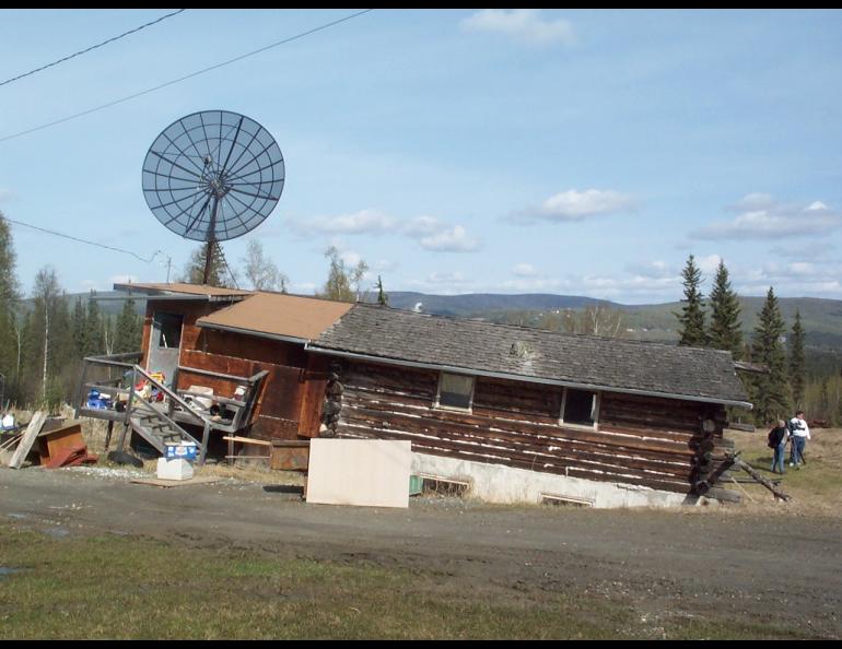 A home in Fairbanks that tilted when the permafrost beneath it thawed. Photo by Vladimir Romanovsky.